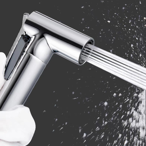 Pistola de pulverización de latón de alta presión con válvula de esquina de un solo control para limpieza en el baño - Product Image 3