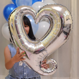 Ballon en aluminium personnalisé avec crochet, 18 pouces, 30 pouces, 42 pouces, pour la décoration <span class=keywords><strong>de</strong></span> la <span class=keywords><strong>salle</strong></span> <span class=keywords><strong>de</strong></span> fête <span class=keywords><strong>de</strong></span> naissance ou <span class=keywords><strong>de</strong></span> mariage - Product Image 1