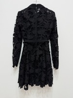 Robe Courte Noire Sexy en Dentelle Évidée avec Boutons Floraux, Manches Longues, Col Rabattu, Amincissante, pour Femme, Tenue Quotidienne Décontractée