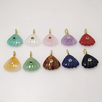 SEKIM JEWELRY Pendentif en coquillage sculpté avec pierres précieuses naturelles mélangées et incrustations de CZ, plaqué or, sans nickel, breloque bohème DIY, PD497
