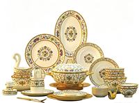 Service de table de luxe YanJun en porcelaine fine, design européen classique, motif floral, bord doré, compatible lave-vaisselle/micro-ondes/four, pour la maison