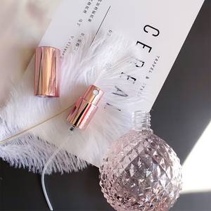 Botellas de Perfume de Lujo de Alta Capacidad de 100 ml, Botella de Vidrio Transparente con Pulverizador Recargable, Botella de Vidrio <span class=keywords><strong>Gris</strong></span>, Regalo Rosa para las Fiestas - Product Image 2