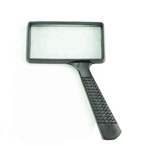 आयताकार हाथ में बड़े पढ़ने आवर्धक कांच 2.5X - Product Image 2