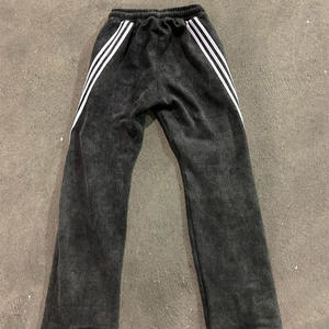 กางเกงวอร์มขายาวทรงขาบาน ผ้าฝ้ายคุณภาพสูง 100% ลายพิมพ์โลโก้แบบกำหนดเอง สไตล์ฮิปฮอป ล้างสีแบบ Acid Wash พร้อมเชือกผูกและแถบข้าง สำหรับผู้ชาย - Product Image 2