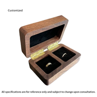 Boîte à bague en bois de noyer faite à la main, personnalisée et gratuite, pour cadeau de mariage ou de fiançailles, avec gravure de couple, emballage artisanal