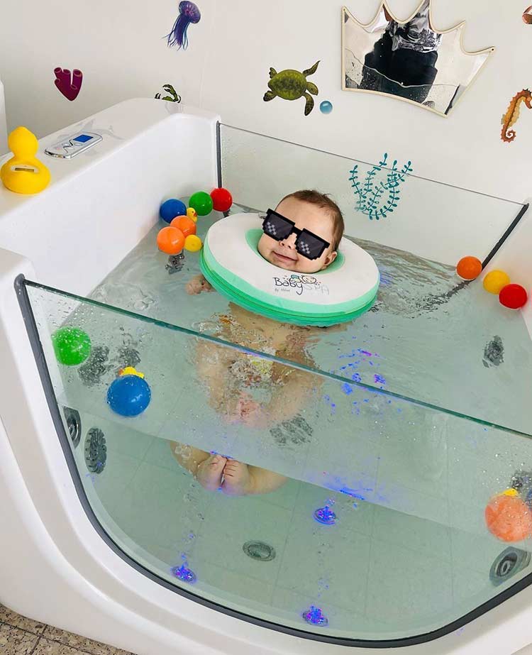 43 Inch Thermostatic Baby Spa Bathtub Acrylic Air Bubbles