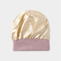 Bonnet tricoté brodé en gros, bonnet doublé satin, bonnet chaud en maille, bonnets d'hiver doublés de soie