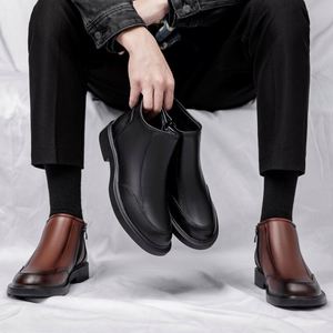 Wholesale Black Men's Waterproof Fashionable High Top Short Office Work Boots Rubber Upper Anti-slippery Breathable Slip-On - Product Image 3