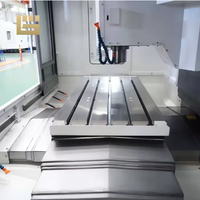 Centre d'usinage CNC à haute rigidité avec système de commande Fanuc, fraiseuse verticale 4 axes pour la fabrication de moules de pièces automobiles