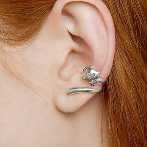 Orecchini a polsino E3136 in argento antico a forma di gatto per donna, graziosi gioielli alla moda a forma di animale, accessorio regalo in lega - Product Image 4