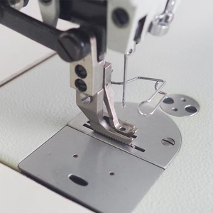Máquina de Coser Industrial Electrónica de Puntada Fija, Computarizada, Automática, de Cama Plana, Accionamiento Directo, Metálica, Blanca, de Alta Velocidad 2200 - Product Image 1