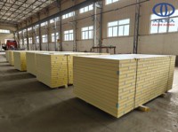 Panneaux composites OEM, fabricant sur mesure pour l'isolation des camping-cars, des camions et des bâtiments
