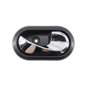 Poignée de porte intérieure Renault 8200733847 côté droit pour véhicules Renault, matériau ABS, nouvelle pièce de rechange - Product Image 3