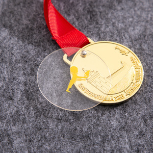 Medalla de metal acrílico de doble capa hecha a medida con grabado para eventos conmemorativos escolares, regalos de team building para empresas - Product Image 2