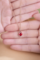 Collier pendentif en argent sterling 925, design unique, forme cerf-volant, rubis de laboratoire, vente en gros