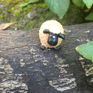 Figuras de ovejas de resina, mini adorno de animales para decoración de jardín, interior y exterior WX 109 - Product Image 3