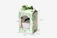 Boîte cadeau personnalisée pour nouveau-né, mignonne, avec fenêtre en PVC, finition mate, recyclable, style moderne et luxueux, en papier couché, avec fermeture à nœud.