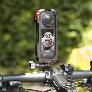 Amazear - Jaula de Aluminio para Insta360 X5, Funda Protectora de Desmontaje Rápido, Acceso Completo a los Botones, Protector de Lente de Silicona, Ligera - Product Image 2