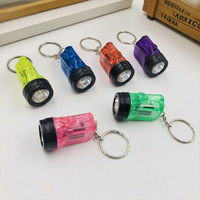 Mini lampe de poche LED à piles, torche de poche multifonction, lampe porte-clés, torche d'urgence pour randonnée en plein air, 12 pièces