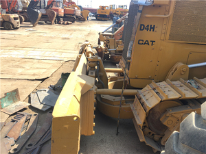 รถดันดิน CAT D4H มือสอง สภาพดี รุ่นปี 2023 ความจุดันดิน 8.6 เมตร กำลัง 90 แรงม้า อุปกรณ์ก่อสร้างงานหนัก - Product Image 3