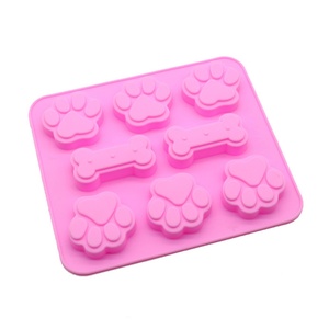 Moule à pâtisserie en silicone de qualité supérieure en forme d'os pour animaux de compagnie, moule à gâteau en silicone en forme de patte de chien à bon prix - Product Image 5