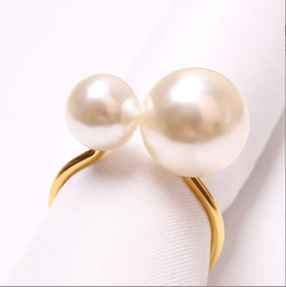 BST Hotel restaurant napkin buckle wholesale metal pearl silver napkin rings luxury gold for table decoration