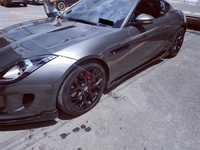 Utilisé pour le 2013-2019 Jaguar F-TYPE véritable fibre de carbone lèvre avant jupe latérale lumière LED diffuseur arrière kit de carrosserie