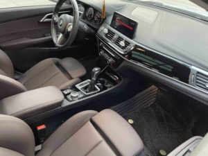 Venta al por Mayor de Autos Usados <span class=keywords><strong>BMW</strong></span> Serie 1 2019 118i Paquete M Sport, Inventario de Concesionario, Sedán para Exportación, Autos de <span class=keywords><strong>Segunda</strong></span> <span class=keywords><strong>Mano</strong></span> - Product Image 5