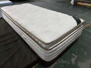 Matelas <span class=keywords><strong>de</strong></span> <span class=keywords><strong>lit</strong></span> à ressorts ensachés enroulable sous vide <span class=keywords><strong>de</strong></span> style populaire <span class=keywords><strong>de</strong></span> 30cm dans une boîte Matelas à ressorts ensachés pour hôtel 5 étoiles Double Queen King - Product Image 3