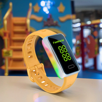 Bracelet connecté RFID FUNOVA avec alerte vibrante pour l'accès aux parcs d'attractions, aires de jeux et centres de jeux
