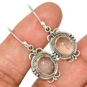 Élégant Ovale Coupe Lunette Réglage Naturel Rose Quartz Pierre 925 Solide En Argent Sterling Naturel Pierres Précieuses Boucles D'oreilles Bijoux Faits À La Main - Product Image 1