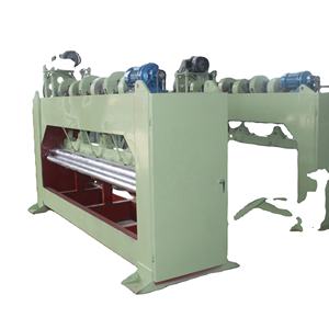 Alta Capacidade Não Tecido Pré Needle Loom Needle Punching <span class=keywords><strong>Machine</strong></span> com Rolamento para Feltro Fazendo 300-400 kg/h Melhor Preço - Product Image 2