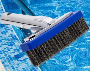 Cepillo Telescópico de Aluminio para Limpieza de Algas en Piscinas, Aplicación en Exteriores, Limpiador de Paredes y Cepillos - Product Image 3