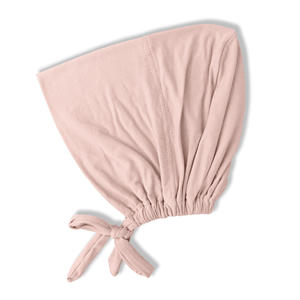 Vente en gros <span class=keywords><strong>Hijab</strong></span> <span class=keywords><strong>sous</strong></span> écharpe pour femmes 82 couleurs casquettes élastiques à <span class=keywords><strong>nouer</strong></span> au dos en jersey de coton casquettes <span class=keywords><strong>sous</strong></span> écharpe extensibles <span class=keywords><strong>Hijab</strong></span> - Product Image 3