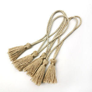 Fournisseur de pompons dorés en fil métallique faits à la main pour rideaux, décorations de téléphones portables et emballages de vêtements ethniques - Product Image 4