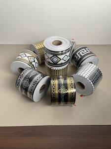 Moderno Adesivo da Parete Antistatico in PVC con Motivo Geometrico, Autoadesivo, Impermeabile, per Battiscopa e Linee Decorative in Hotel, Appartamenti e Abitazioni - Product Image 2