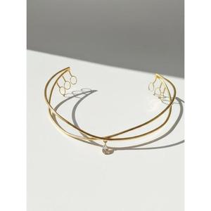 Tiare Minimaliste en Forme de Vigne pour Cheveux |   Accessoire délicat avec breloques suspendues |   Bijoux de mariée |   Coiffe de mariée moderne - Product Image 3