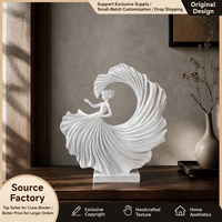 Sculpture de femme dansante en résine blanche, figurine contemporaine à robe fluide pour salon, étagère, bureau et décoration de maison