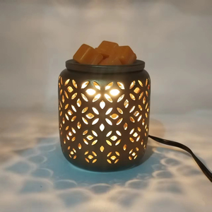 مصباح تسخين الشموع الكهربائي المعدني القابل للتخصيص من المصنع، موقد بخور بمصباح هالوجين صديق للبيئة، ديكور منزلي للعلاج العطري - Product Image 4