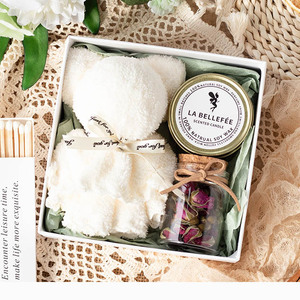 LANJO Bougie en cire de soja parfumée faite à la main, style Forêt Nordique, avec ours en peluche et Tillandsia, souvenir de mariage, cadeau de mariage - Product Image 6