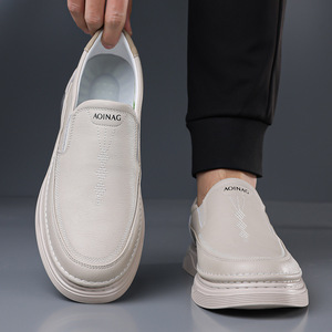 Mocassins blancs pour hommes à enfiler, bout rond, doublure en maille respirante, semelle en caoutchouc, chaussures décontractées d'automne - Product Image 3