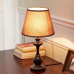 Lampe de table moderne en cristal avec abat-jour en acrylique à volants, LED E27, lumière blanc chaud doux 2700K, décoration de chambre, commande par bouton manuel - Product Image 4