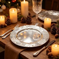 Assiette de présentation en plastique PP pigmenté, style américain, motif feuille de plante, dorée en relief, personnalisable, durable, pour événements et fêtes, vente en gros