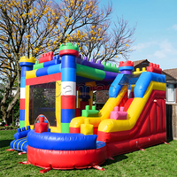 Château Gonflable avec Toboggan et Blocs - Combo Château Gonflable et Toboggan