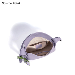 <span class=keywords><strong>Sac</strong></span> à bandoulière en cuir véritable de luxe au design épuré avec pendentif, sangle réglable, sacs à main demi-lune sous le bras pour femmes, idéal pour les trajets quotidiens - Product Image 3