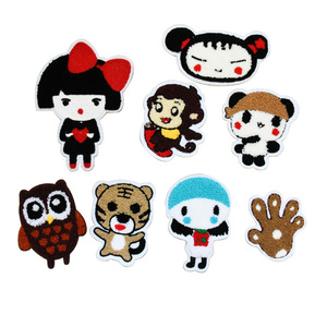 2 Patchs brodés à motifs de dessins animés à coudre pour la décoration et la réparation de vêtements - Product Image 1