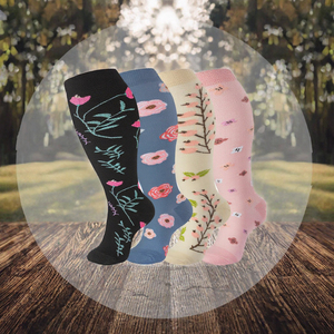 Calcetines de Compresión hasta la Rodilla con Diseño Floral, Soporte Graduado para Pantorrillas Anchas, Calcetines Deportivos para Viajes y Recuperación para Hombres y Mujeres - Product Image 3