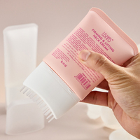 Tube de soin du cuir chevelu personnalisable de 120 ml avec tête de peigne en silicone souple - Applicateur massant OEM/ODM pour sérum de croissance capillaire
