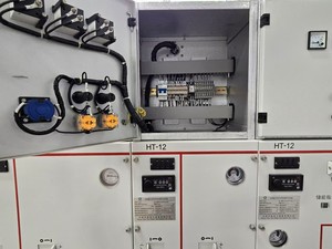 IEC 62271 <span class=keywords><strong>SCADA</strong></span> RMU 12kV带极顶断路器的智能电网机柜IP40金属环主机工厂解决方案 - Product Image 5