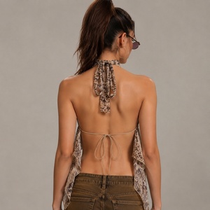 Top Halter con Escote en V Profundo y Tirantes Cruzados, Tejido de Punto con Spandex/Poliéster, Transpirable, Ecológico y Antipilling, con Estampado de Leopardo Y2K para Mujer - Product Image 4